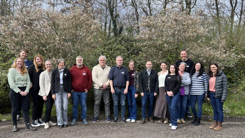 Gruppenfoto des Akti(F) Plus Trägertreffens Südwest